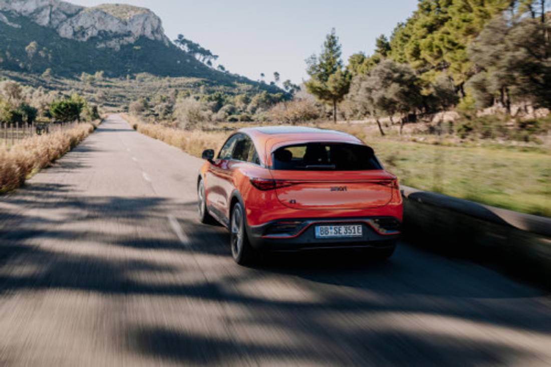 500_smart-hashtag3-brabus-photon-orange-exterior-mallorca3.jpg