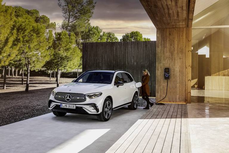 Plug-in-Mercedes-GLC