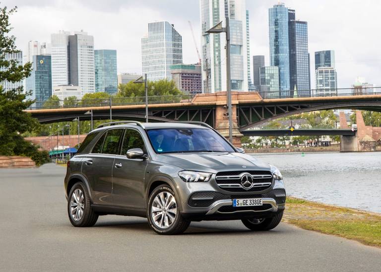 mercedes-benz-gle-350d-amg-front