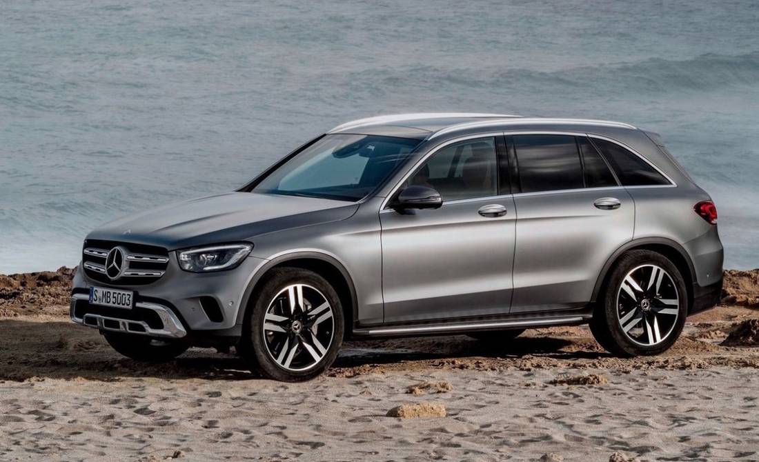 Mercedes-Benz-GLC-Side