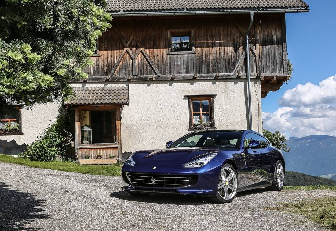 ferrari-gtc4-lusso-front