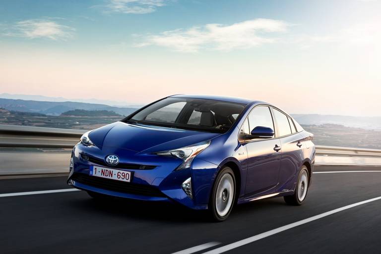 toyota-prius-218-2023-1