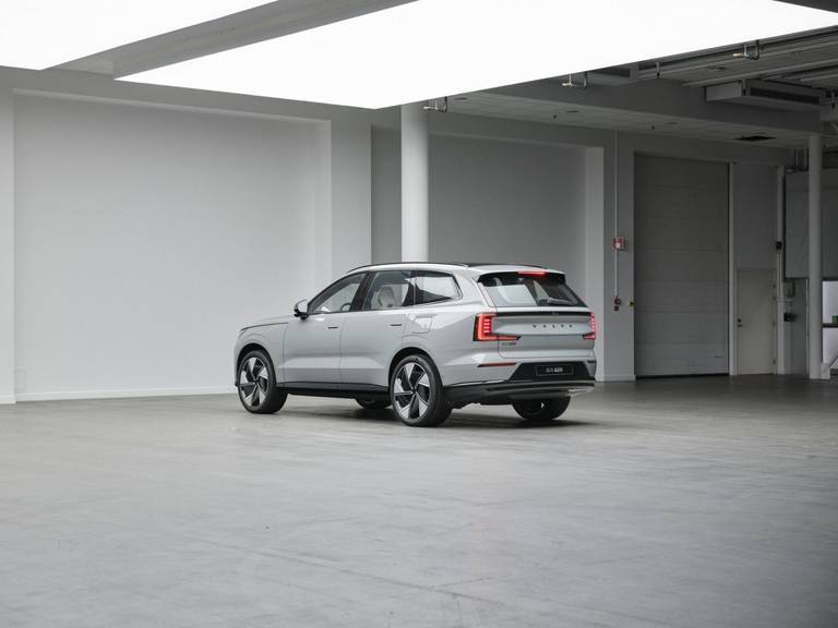 volvo-ex90-exterior-2023-3