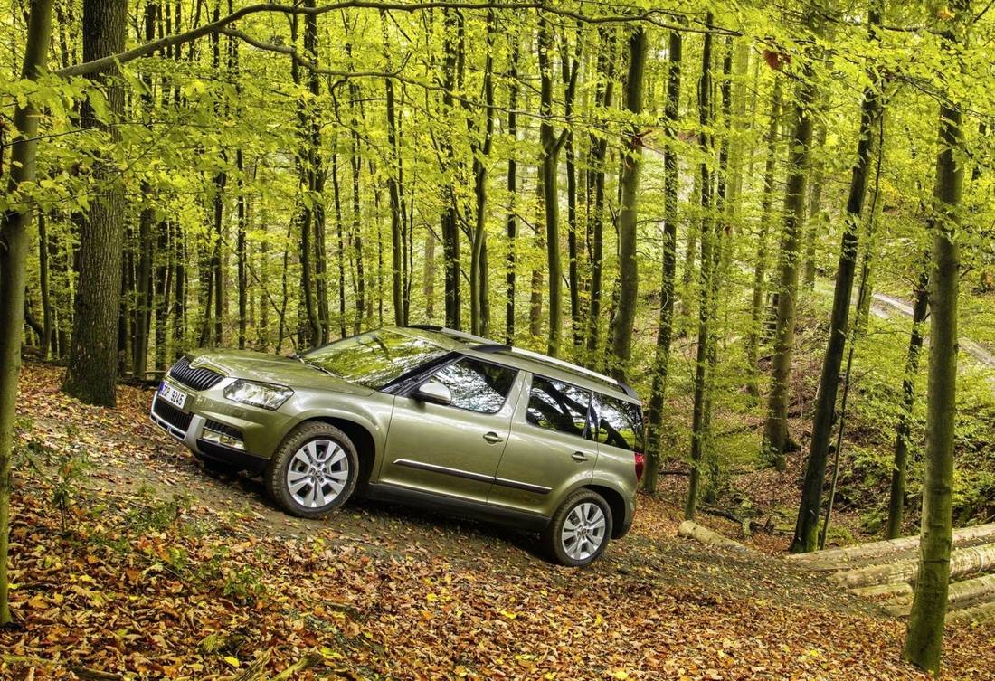 skoda-yeti-side