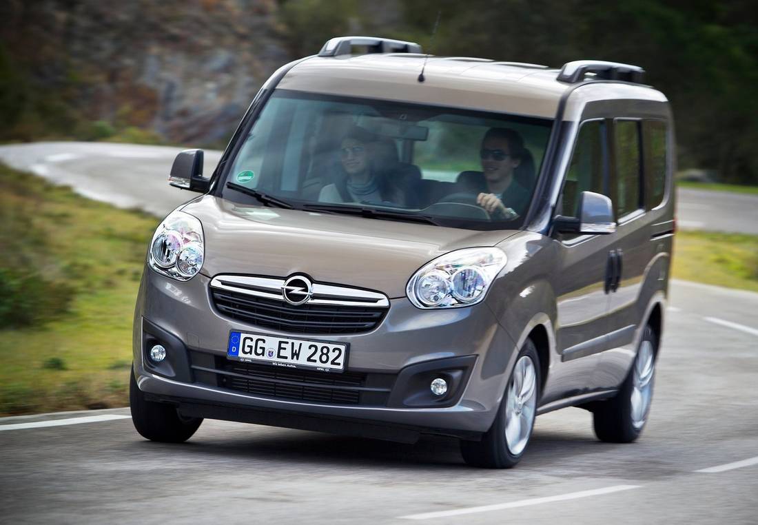 Te voet Maand verwijzen Opel Combo: afmetingen, interieurs, motoren, prijzen en concurrenten -  AutoScout24