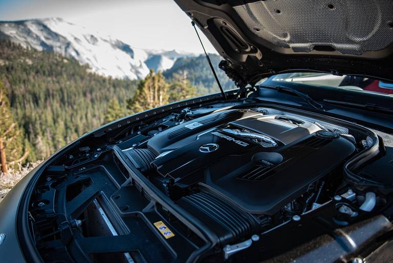 mercedes-amg-sl63-2025-motor