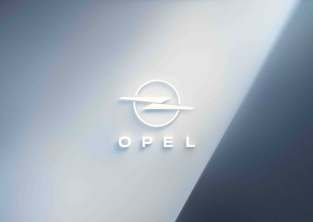 Je gelooft nooit hoeveel logo's Opel al versleten heeft