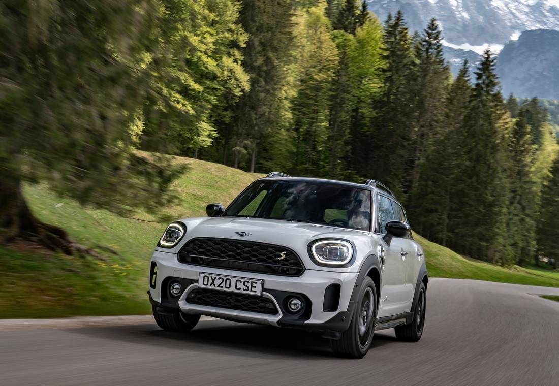 mini-countryman-front