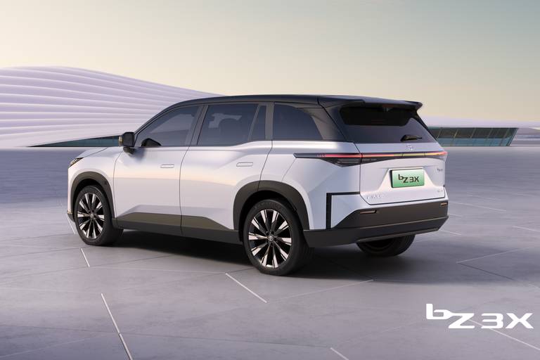 toyota-doet-beroep-op-oude-bekende-en-gaat-3-nieuwe-evs-bouwen-2024-05