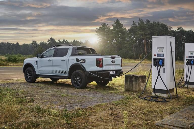 ford-ranger-phev-2025-veel-sterker-en-belastingvriendelijker-dan-de-diesel-2024-04