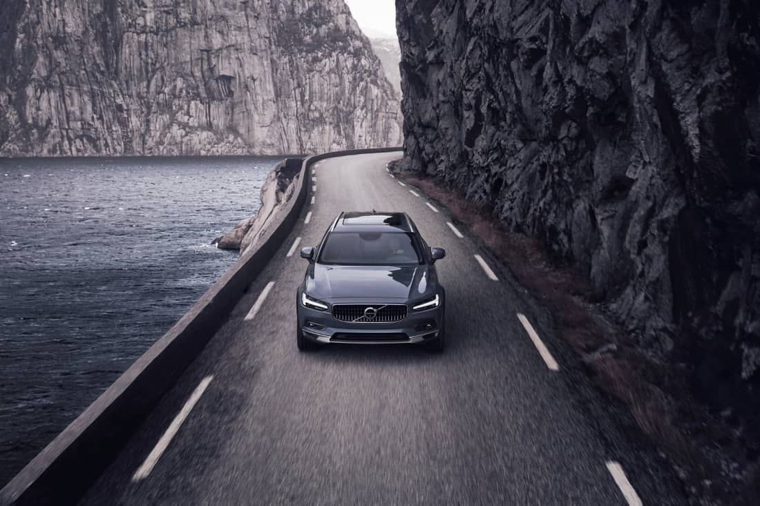 volvo-v90-b6-awd-cross-country-2020-22-2