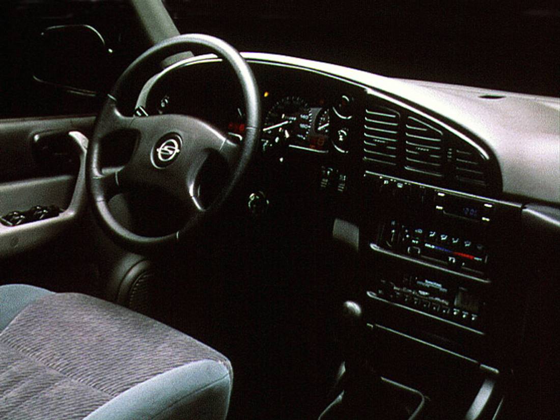 ssangyong_musso_dashboard.jpg