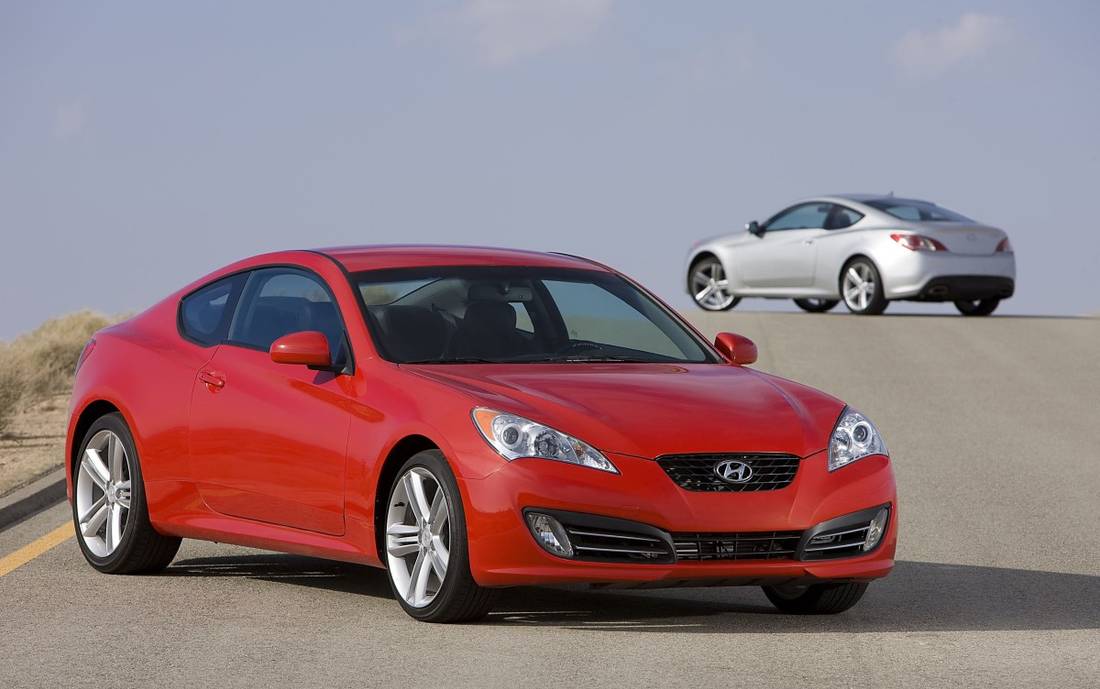 GENESIS_COUPE___HYUNDAI-S_FIRST_SUPERCAR_REVEALED_Image_200308.jpg