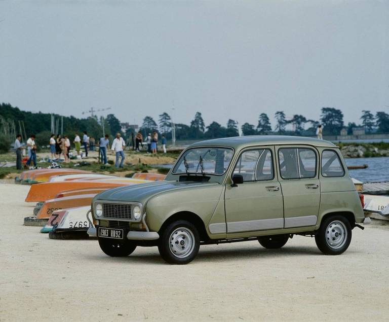 met-deze-10-gave-details-gaat-de-renault-4-jou-in-2025-verleiden-2024-14