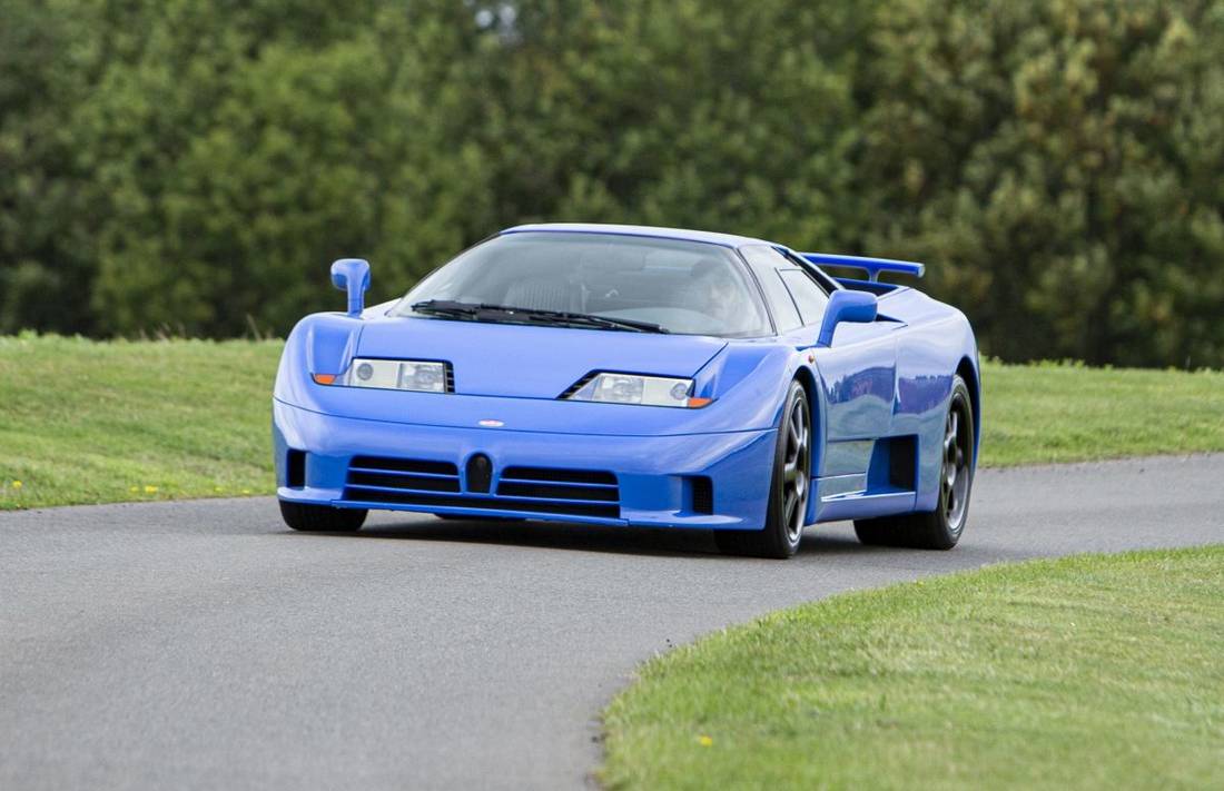 Bugatti EB110 1.jpg